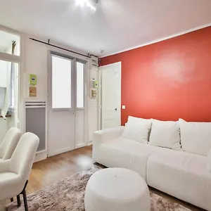 Appartement 0#appart 2pers#jardin Luxembourg#necker, Paris