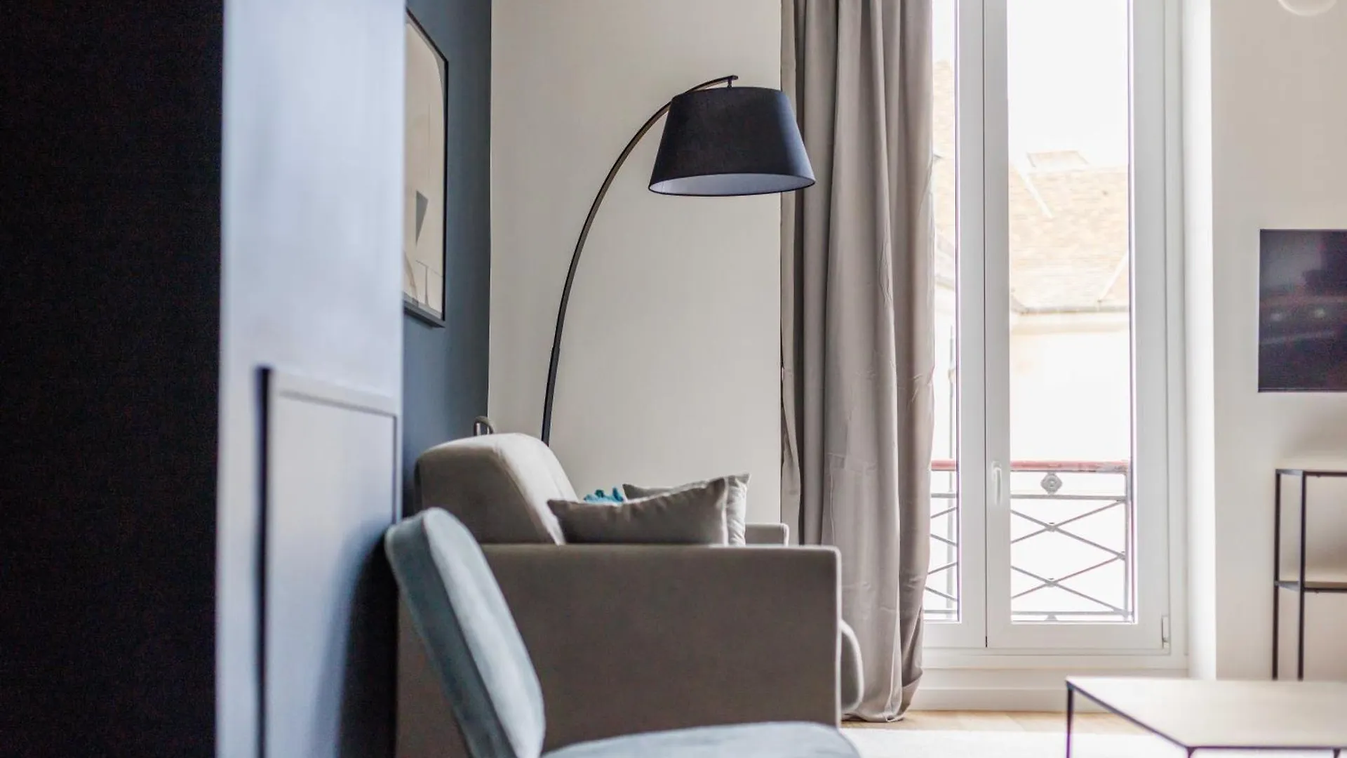 Residence Bon Marche Paris 0*,  France