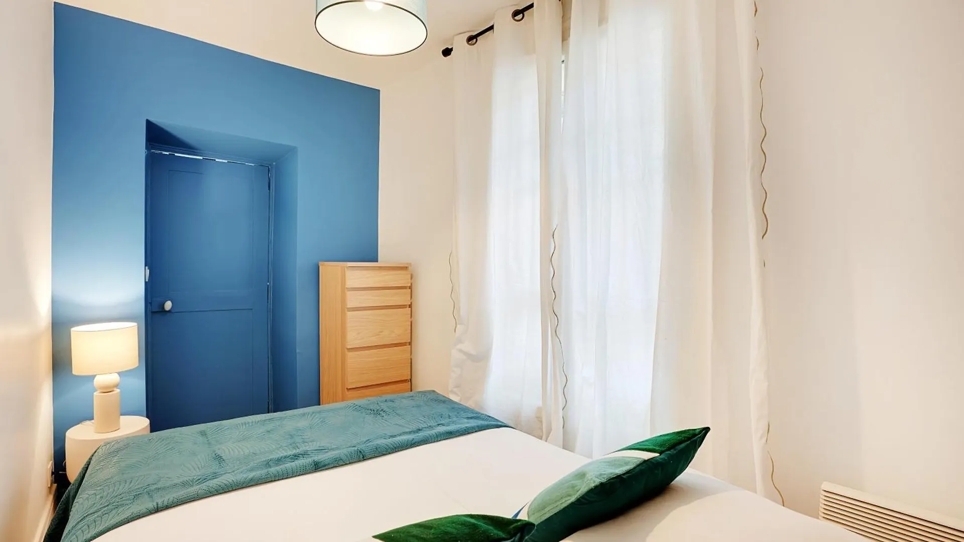 Appartement Residence Bon Marche Paris France