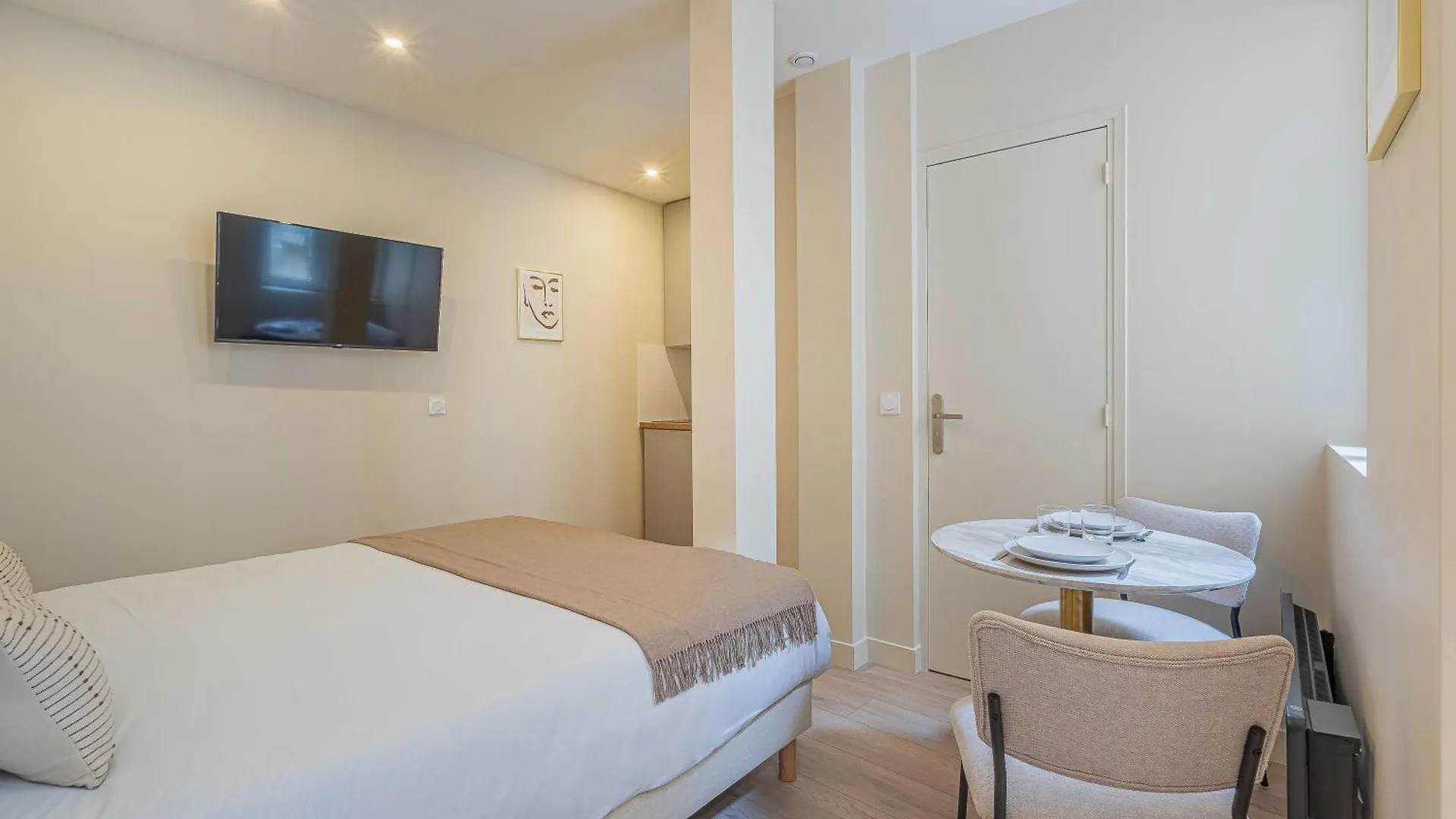 Residence Bon Marche Paris